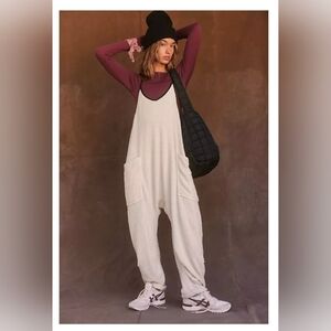 FREE PEOPLE Hot Shot Cuddle Up Fleece Onesie In White Size XS